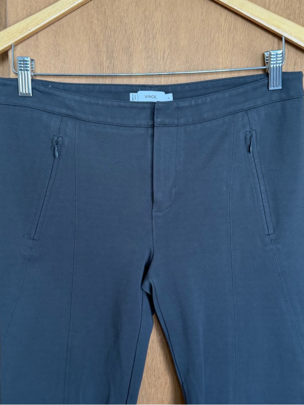 Vince Grey Stretch Zip Pocket Skinny pants size 8. - Picture 3 of 8